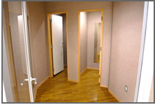 Image of fitting room (inside the female toilet of Miyoshi Kan-Etsu Expressway)