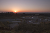 八郎湖SA(上り)　展望台から望む大潟村（八郎湖）の夕日の画像ダウンロードページへの画像リンク