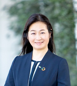 Photograph of Ikuko Takekawa, Director of Customer Center, Public Relations and CSR Department, General Affairs and Accounting Headquarters