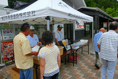 『八戸三社大祭』見物客への道案内実施についてのイメージ画像1