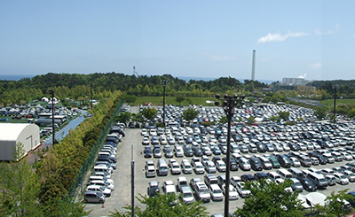 震災後は、駐車場や仮設宿舎などの原発事故収束拠点として利用された旧Jヴィレッジのイメージ画像1