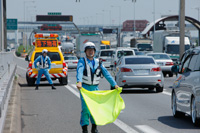 Image link to image download page of traffic management patrol (falling object collection)