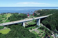 北陸自動車道と日本海（空撮）の画像ダウンロードページへの画像リンク