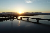 日本海東北自動車道と日の出（空撮）の画像ダウンロードページへの画像リンク