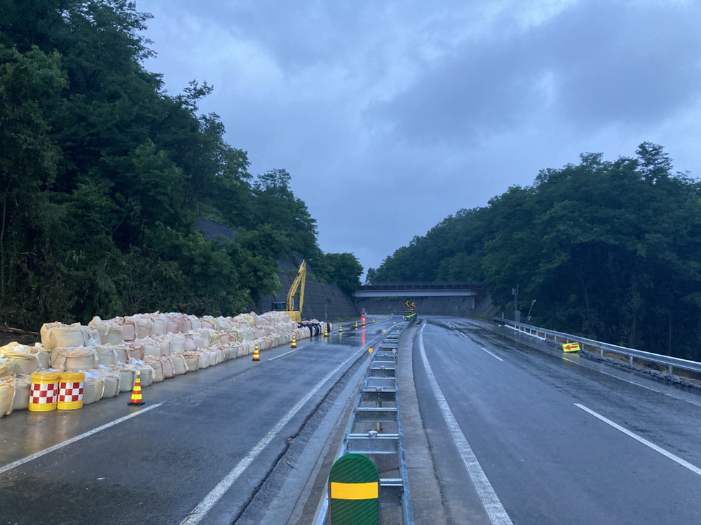 22-08-16 05-02-11 2846.jpg