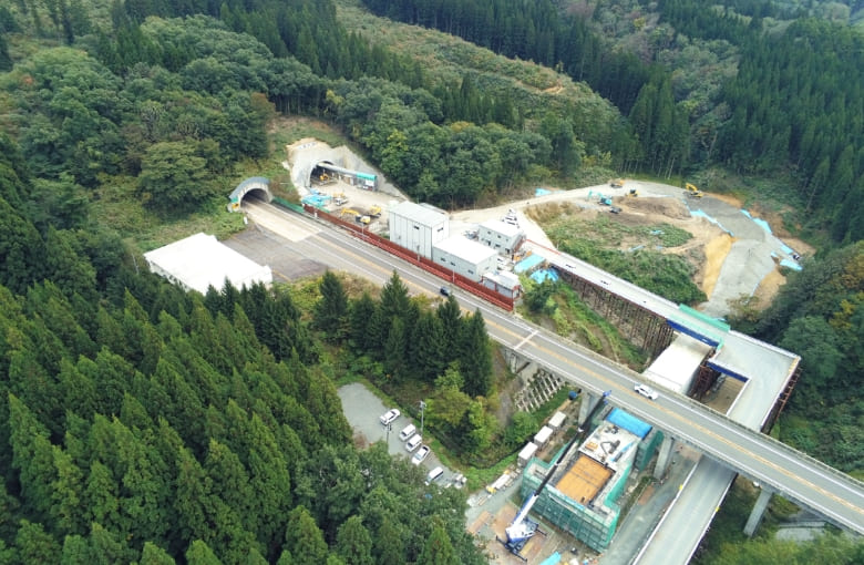 山内トンネル