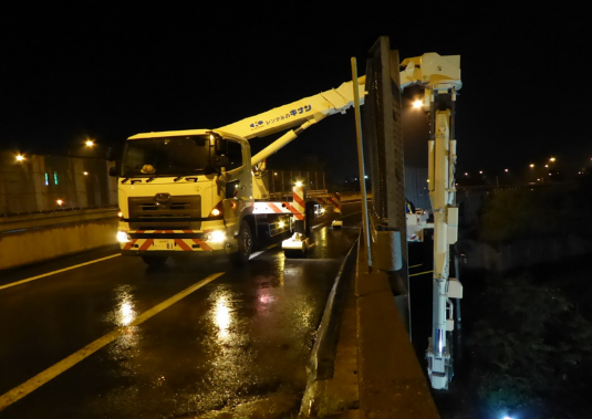 橋梁点検例の写真