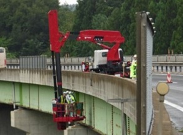 Photo of bridge inspection 2