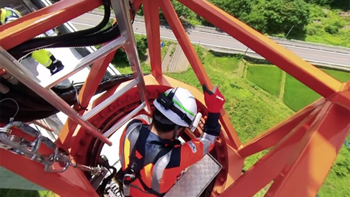 【掲載コンテンツ】高速道路ではたらく車の写真2
