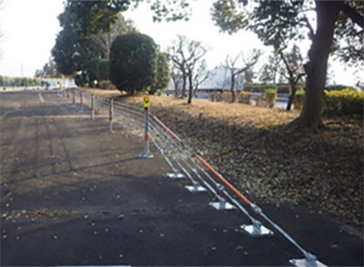 Photo 2 of the image of a new protective fence for the median strip