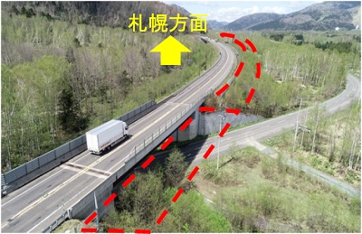 4車線化工事の完成予定区間（占冠IC～トマムIC）のイメージ画像