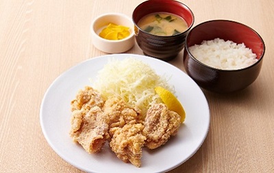 Photo of "Southern fried chicken set meal (850 yen including tax)"