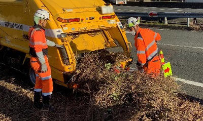植栽作業　作業状況の写真