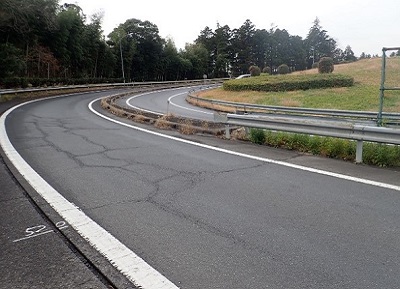 舗装損傷状況の写真