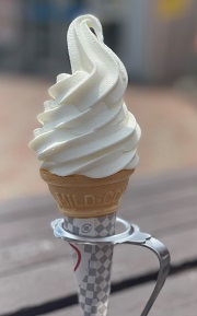이와세 목장 소프트 아이스크림 사진