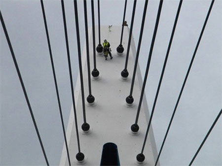 橋りょう点検【ロープアクセス】（イメージ写真）の写真