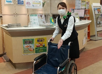 ①Photo of wheelchair rental