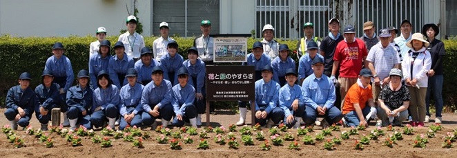 (全员合影) 的照片