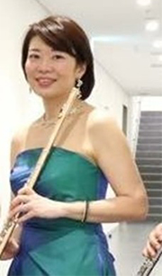 Photo of flute player Shoko Segawa, Manager of NEXCO EAST New Business Promotion Department