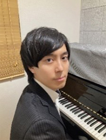 Photo of Kenta Miyazaki, piano performer NEXCO EAST Keihin Management Office