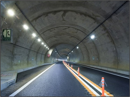 照明更新工事　作業完了後イメージの写真