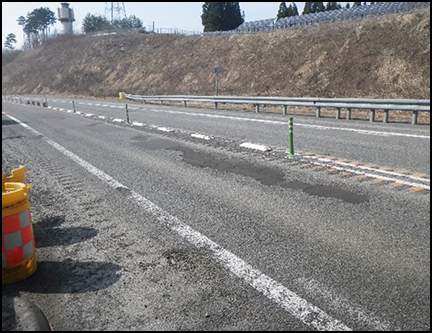 舗装損傷写真の写真