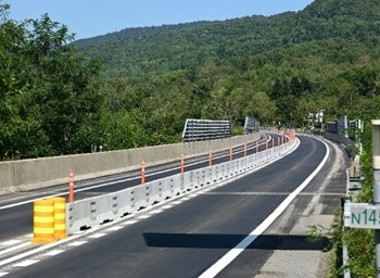 道央自動車道　旭川管内舗装補修工事の写真