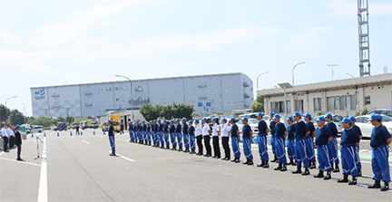 開会式の様子の写真