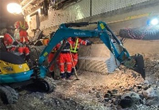 インバート掘削状況の写真