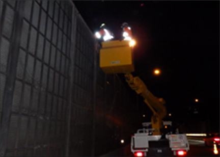 遮音壁　点検状況の写真