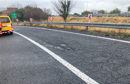 道路损坏的形象