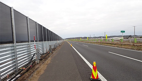 防雪柵の設置の写真