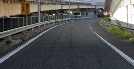 舗装損傷状況の写真