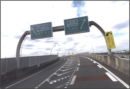 检查对象物 (门型标识、隔音壁) 的照片