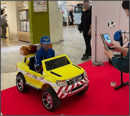 ミニ道路巡回車　乗車体験の様子のイメージ画像