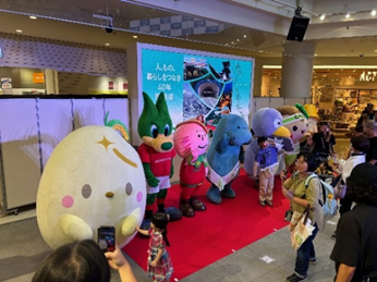 【参考：令和7年10月実施　関越自動車道40周年イベントの様子】のイメージ画像