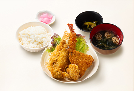 【福島県代表：海鮮ミックスフライ定食】常磐道　四倉PA（上下線）の写真