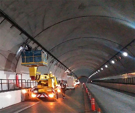 道路構造物点検作業イメージのイメージ画像