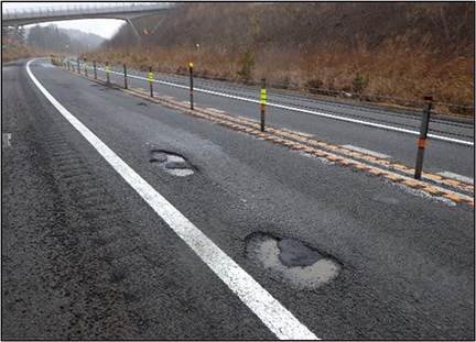 舗装損傷写真のイメージ画像