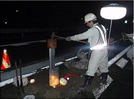 事故復旧工事　作業状況の写真