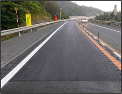 道路保全工事　施工後写真（イメージ）のイメージ画像