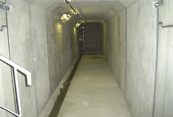 地下通路の例（東北自動車道 一関IC）の写真