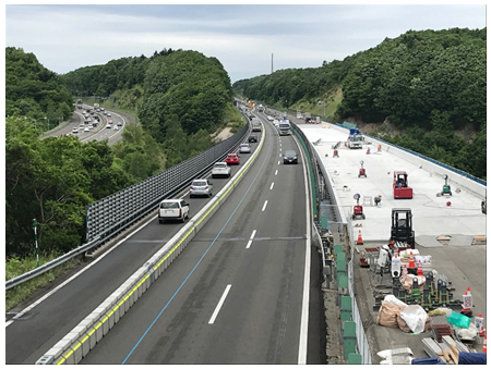 Image of [In-bound (Chitose direction) 2-lane operation]
