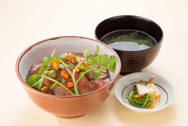 ローストビーフの提灯祭り丼のイメージ画像