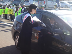 地域のキャンペーンガールも参加します。（とかち青空レディ）のイメージ画像