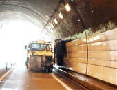 トンネル側壁清掃のイメージ画像