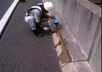 橋りょう縁石損傷箇所の補修のイメージ画像