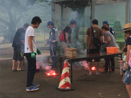 発炎筒の着火体験のイメージ画像