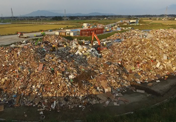 Image of acceptance status (Joso IC) of wastes no longer needed due to disaster (taken on October 4)