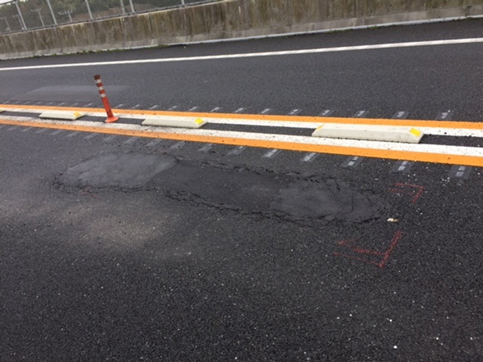 東関東道 路面状況例のイメージ画像